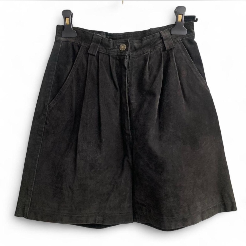 Vintage Gantos Black Suede Leather High-Waist Pleated Shorts size 5/6